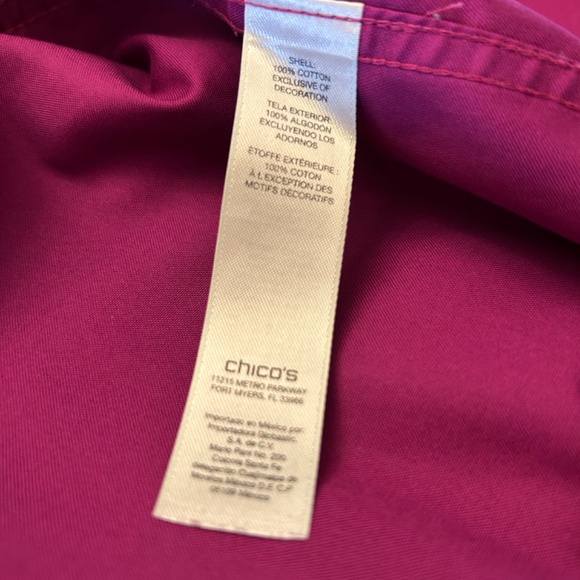 Chico’s no-iron button down tunic, size 2, magenta - Picture 5 of 6